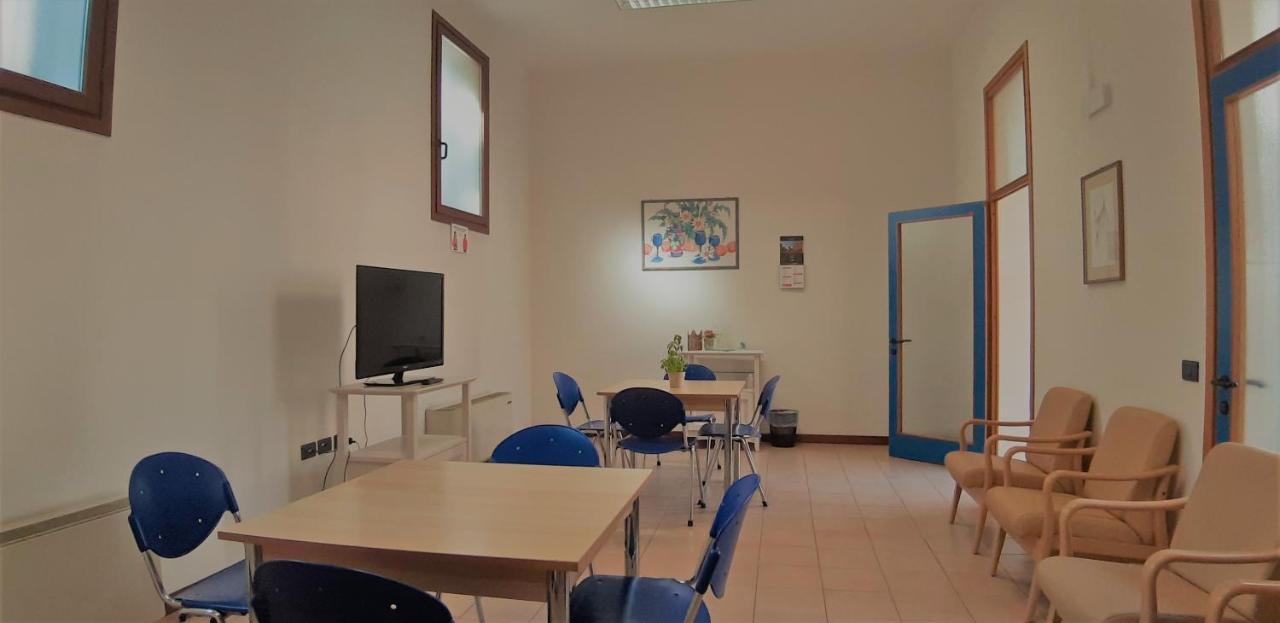 Casa Santa Caterina E Sant Antonio Hotel Padova Eksteriør billede