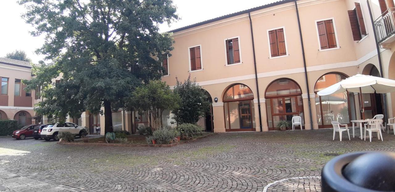 Casa Santa Caterina E Sant Antonio Hotel Padova Eksteriør billede