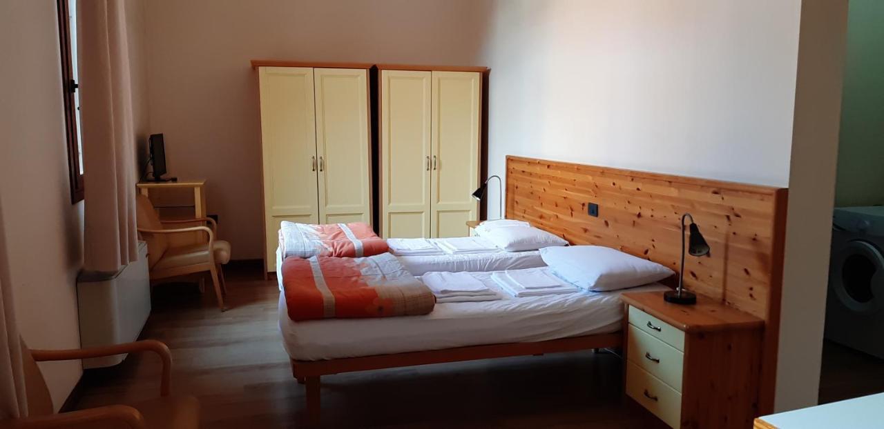 Casa Santa Caterina E Sant Antonio Hotel Padova Eksteriør billede