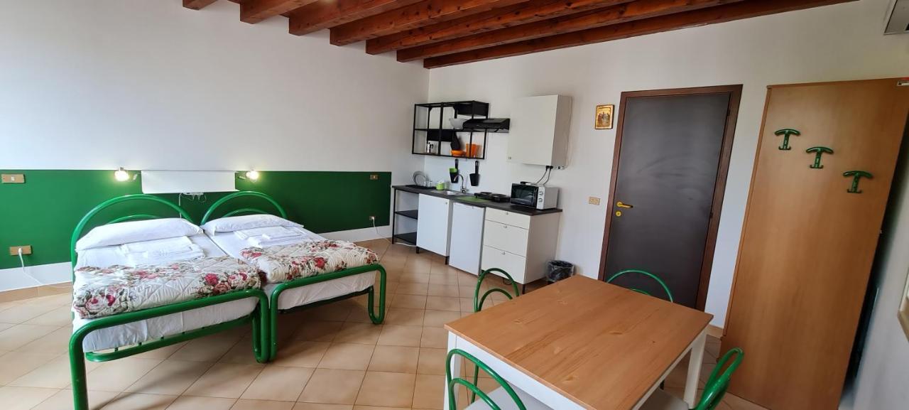 Casa Santa Caterina E Sant Antonio Hotel Padova Eksteriør billede
