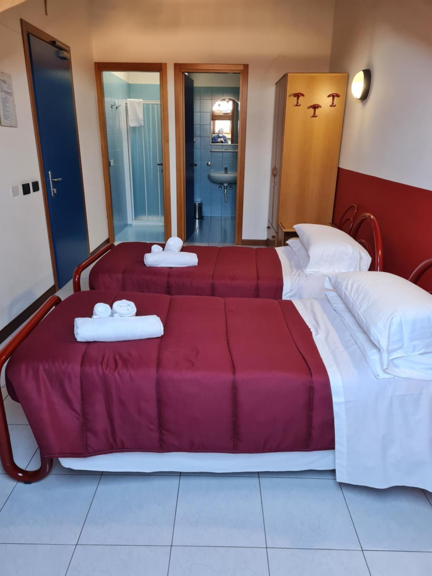 Casa Santa Caterina E Sant Antonio Hotel Padova Eksteriør billede