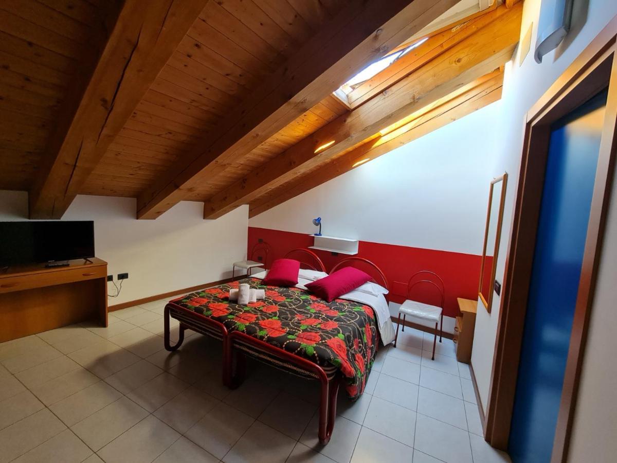 Casa Santa Caterina E Sant Antonio Hotel Padova Eksteriør billede