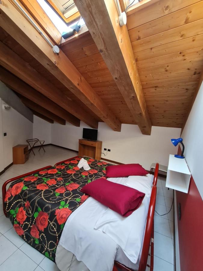 Casa Santa Caterina E Sant Antonio Hotel Padova Eksteriør billede