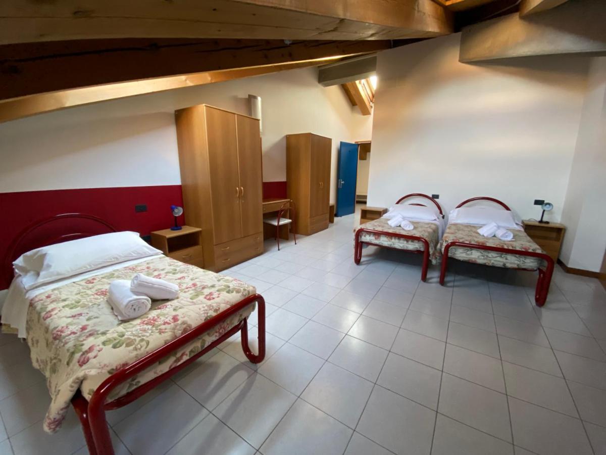 Casa Santa Caterina E Sant Antonio Hotel Padova Eksteriør billede