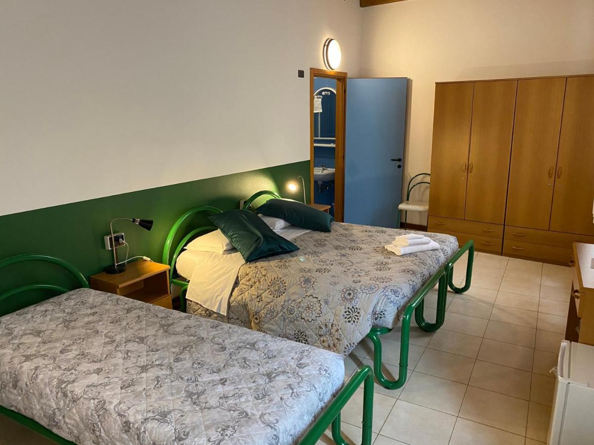 Casa Santa Caterina E Sant Antonio Hotel Padova Eksteriør billede